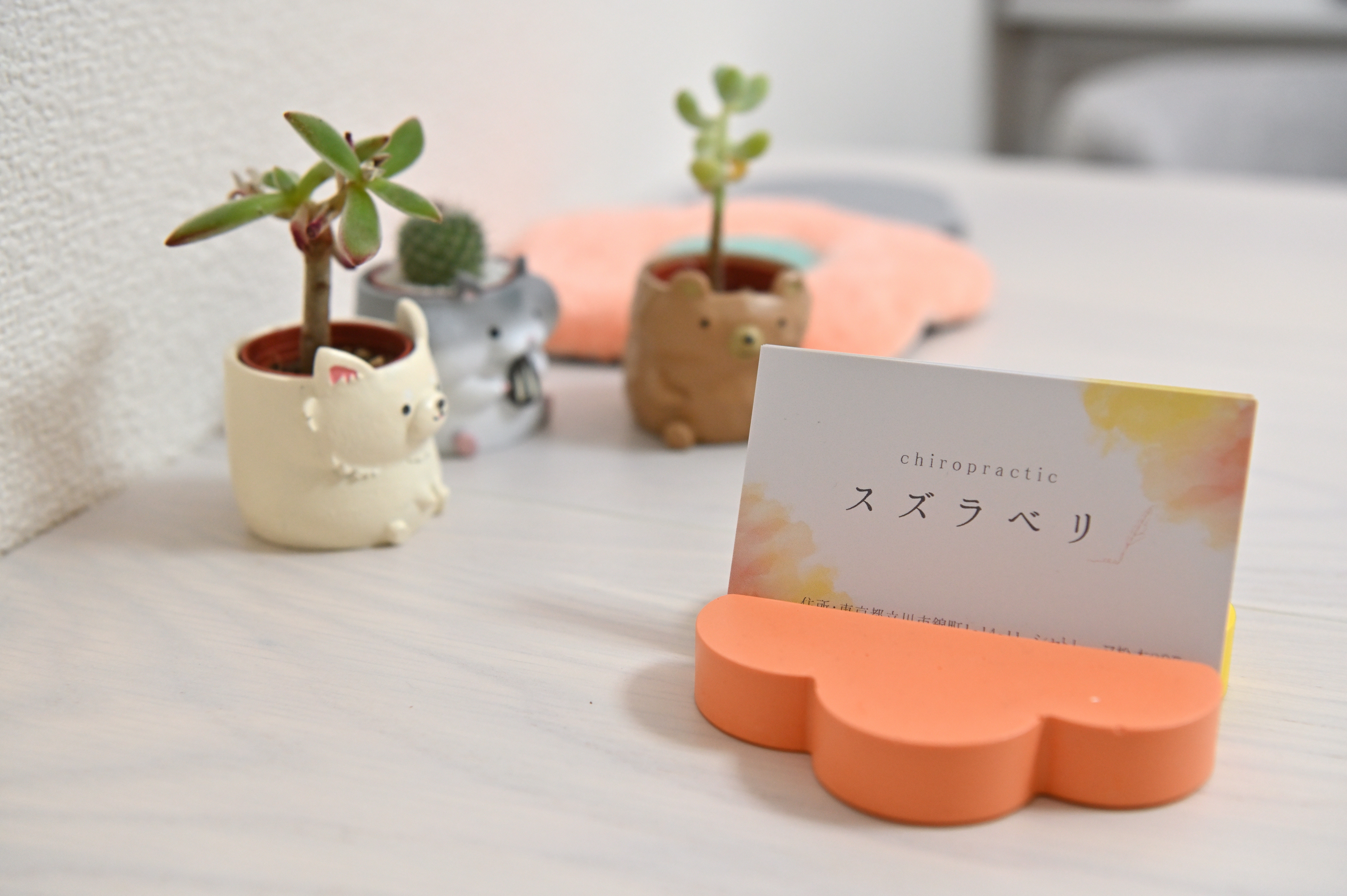 オールハンドで行うフェイシャルエステでお肌に溜まった老廃物をデトックスします